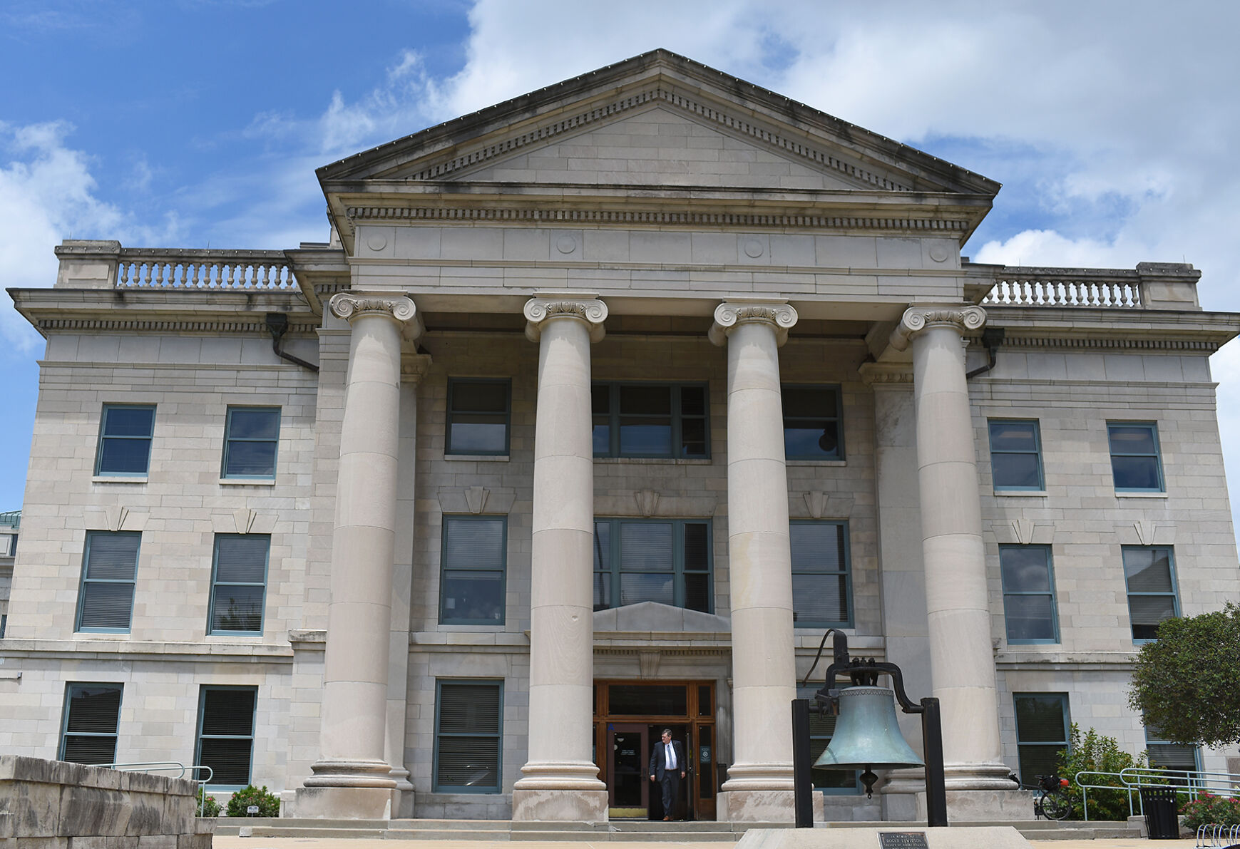 Ed Clausen leaves the Boone County Courthouse